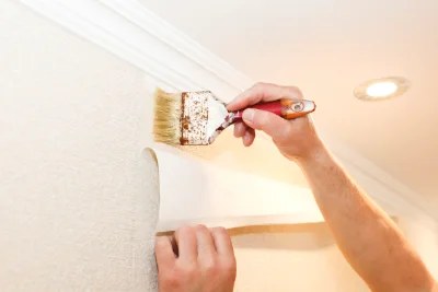 Pose de papier peint à Orgerus — revêtements muraux et toiles de verre